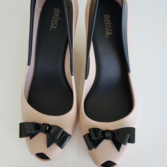 Melissa Queen Peep toe bow wedge heels - Picture 4 of 6